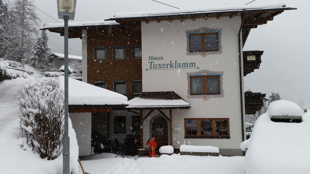 Апартаменты Haus Tuxerklamm Финкенберг Экстерьер фото